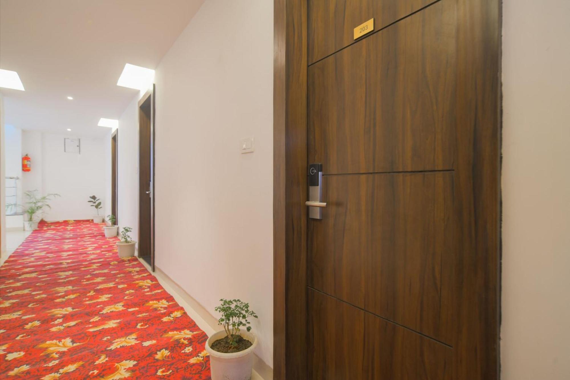 Hotel O Rudraksh อินดอร์ ภายนอก รูปภาพ